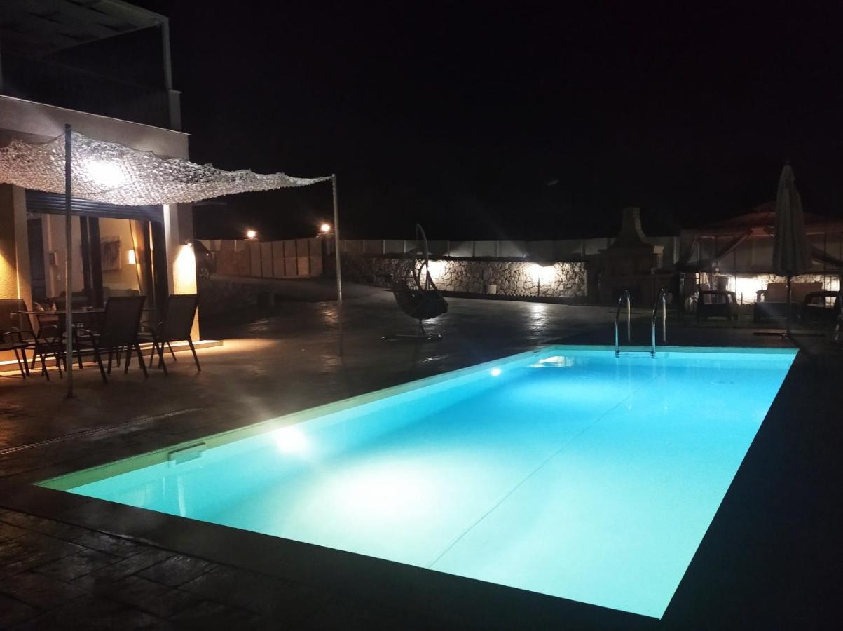 Villa Ndj Relax Tsoukaládhes Buitenkant foto